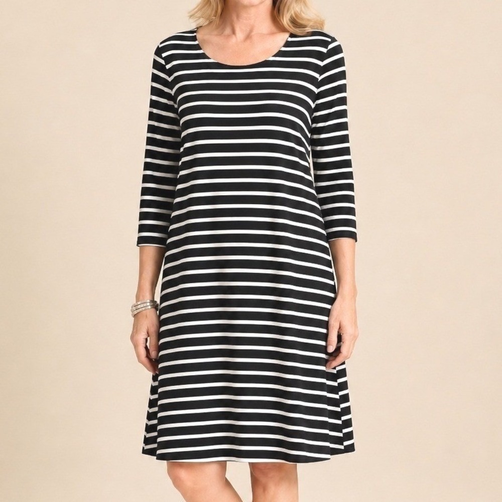 Chicos Womens Striped A-Line Dress Size 1 M 8 Black White 3/4 Sleeve Knit Casual